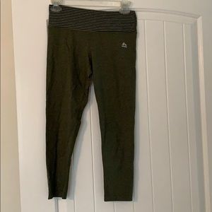 RBX heathered olive cropped legging